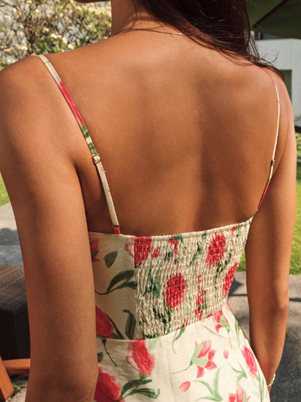 Gisela - Geblümtes Kleid mit geraffter Knopfleiste