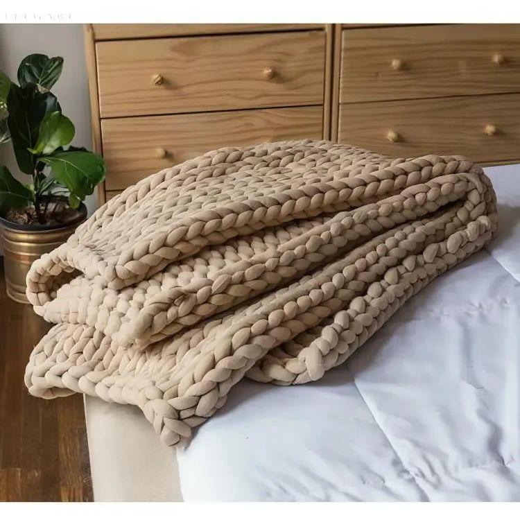 CHUNKY KNIT WEIGHTED THROW