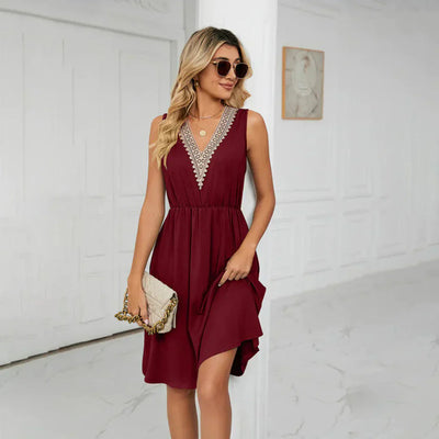 Anmutiges ärmelloses Kleid mit V Ausschnitt und mühelosem Charme für Damen