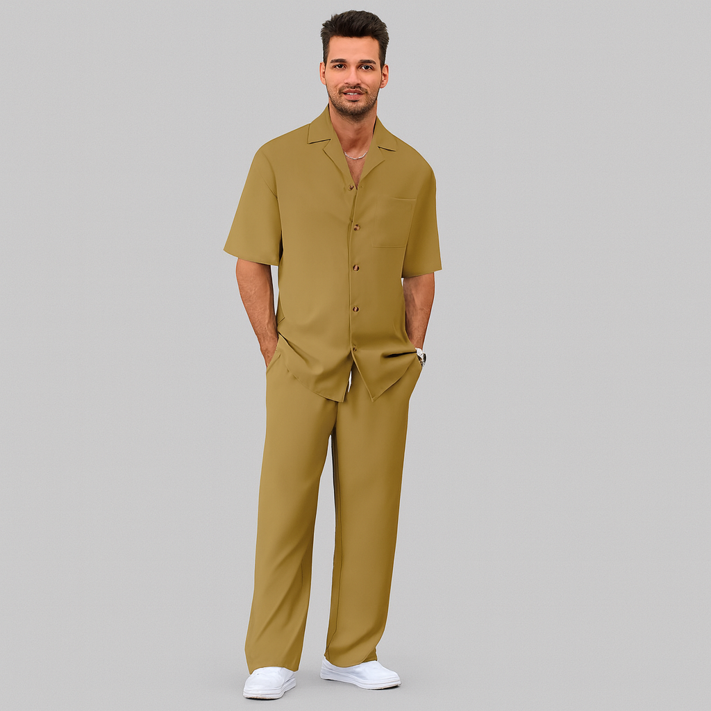 Herren-Trainingsanzug mit Streifenmuster und kurzen Ärmeln – Oberteil mit Knopfkragen und Hose mit elastischem Bund