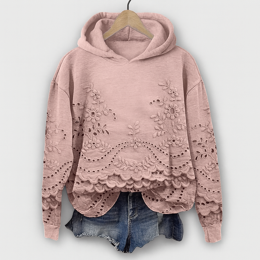 Hoodie mit Spitzenbesatz – Gemütlichkeit trifft auf femininen Charme