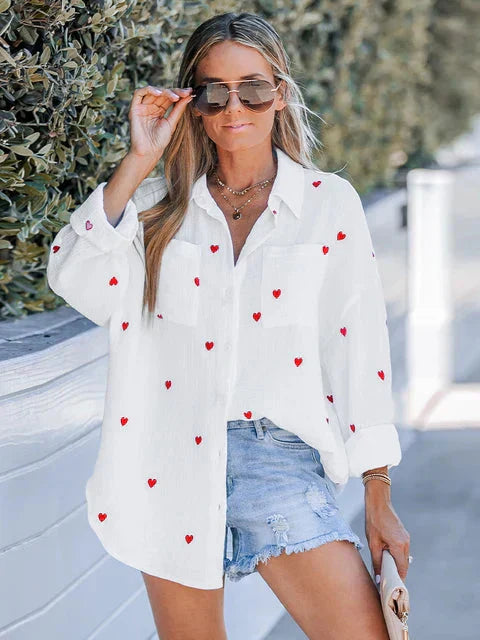 Freizeitbluse aus Baumwolle mit Herzstickerei für Frauen