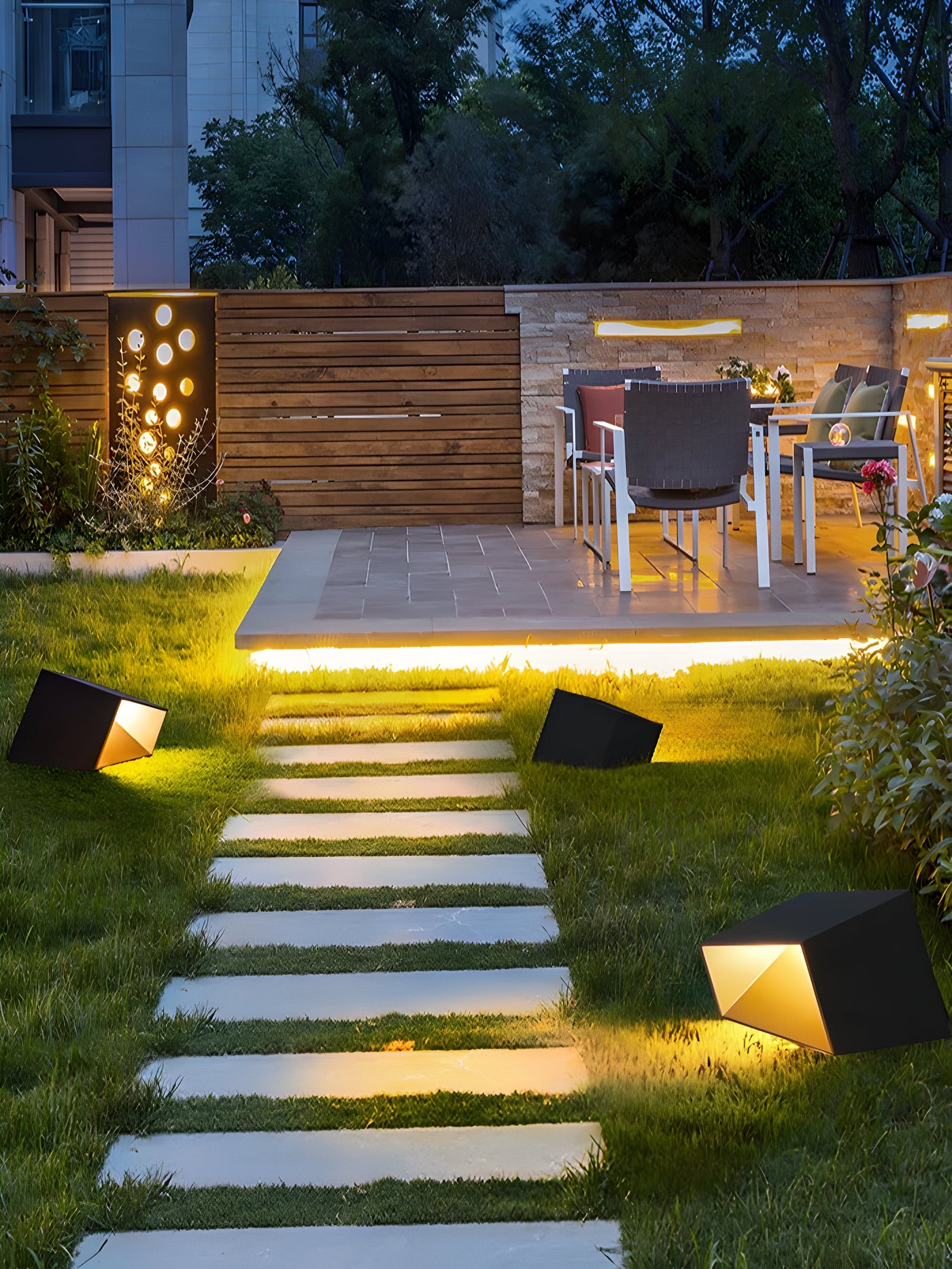 EverRay Light - Würfel-Solarleuchte für den Garten