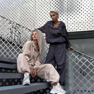 Damenjacke Wasserabweisend mit Kapuze und Regulablem Bund