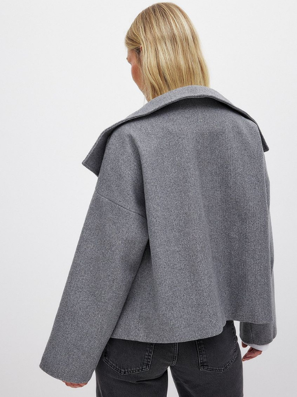 Damenjacke mit Doppelverschluss und Schalkragen für Herbst und Winter