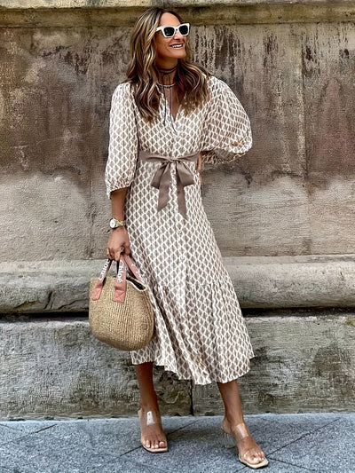 Dianne | Elegantes Kleid mit Knöpfen und Schleifendetail