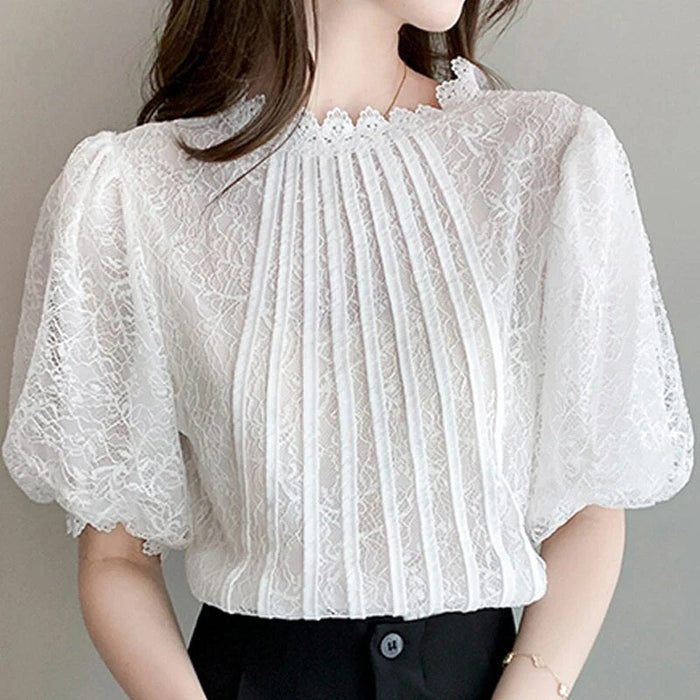Weiße Bluse mit halben Puffärmeln für zeitlosen Chic für Frauen