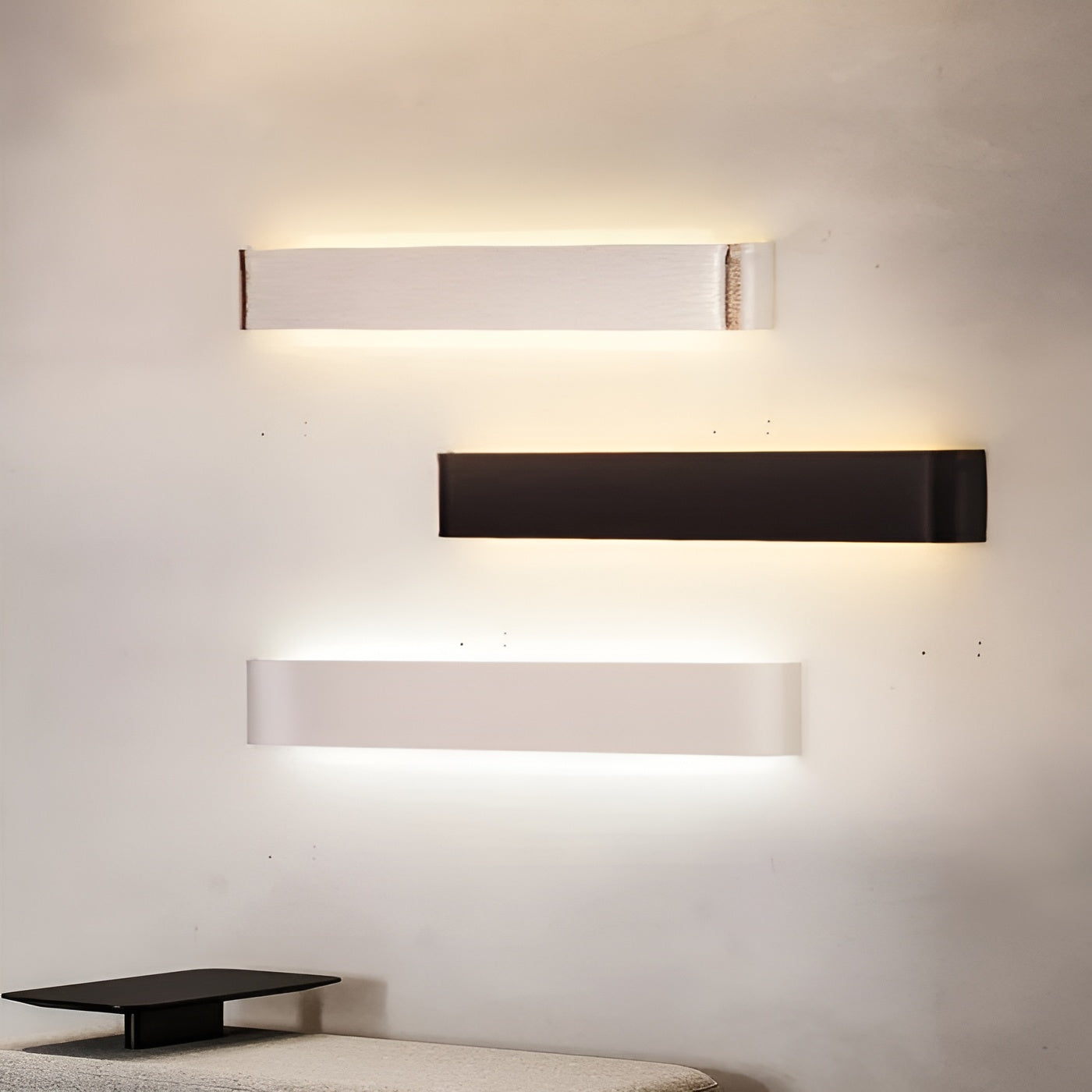 SleekShine Light - Moderne LED-Wandleuchte aus Metall