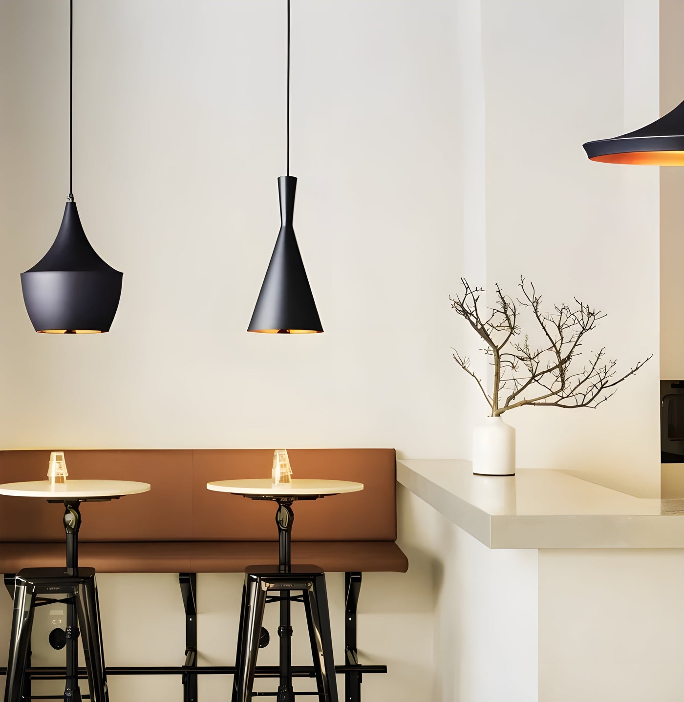 WhiteGlow Light - Moderne weiße LED-Pendelleuchte