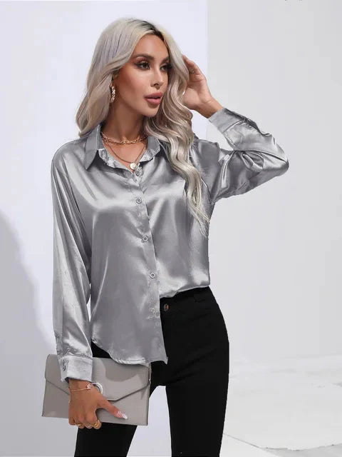 Elegante Satinbluse mit weitem Schnitt und langen Ärmeln für Frauen