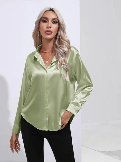 Elegante Satinbluse mit weitem Schnitt und langen Ärmeln für Frauen