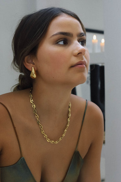 Moderne Goldene Halskette Für Frauen