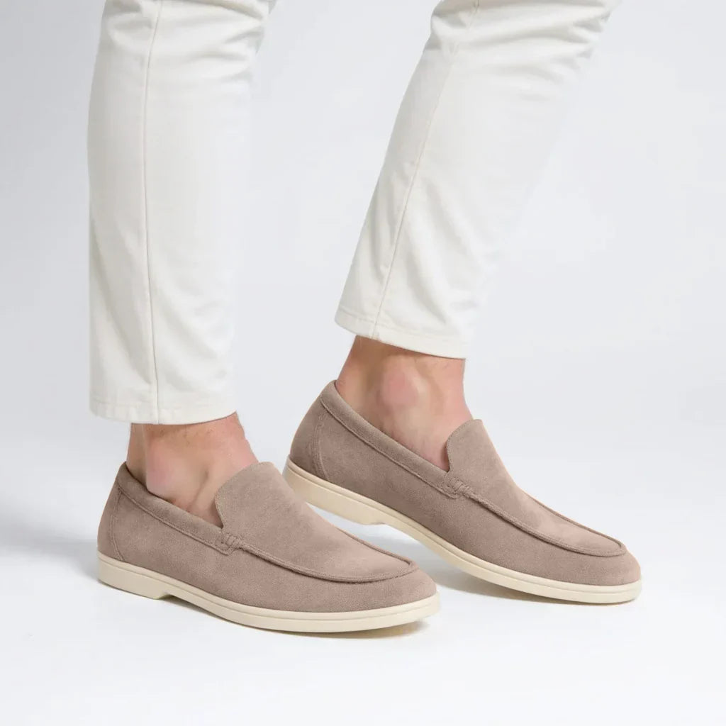 Brand & Belle | Old Money Wildleder Slipper