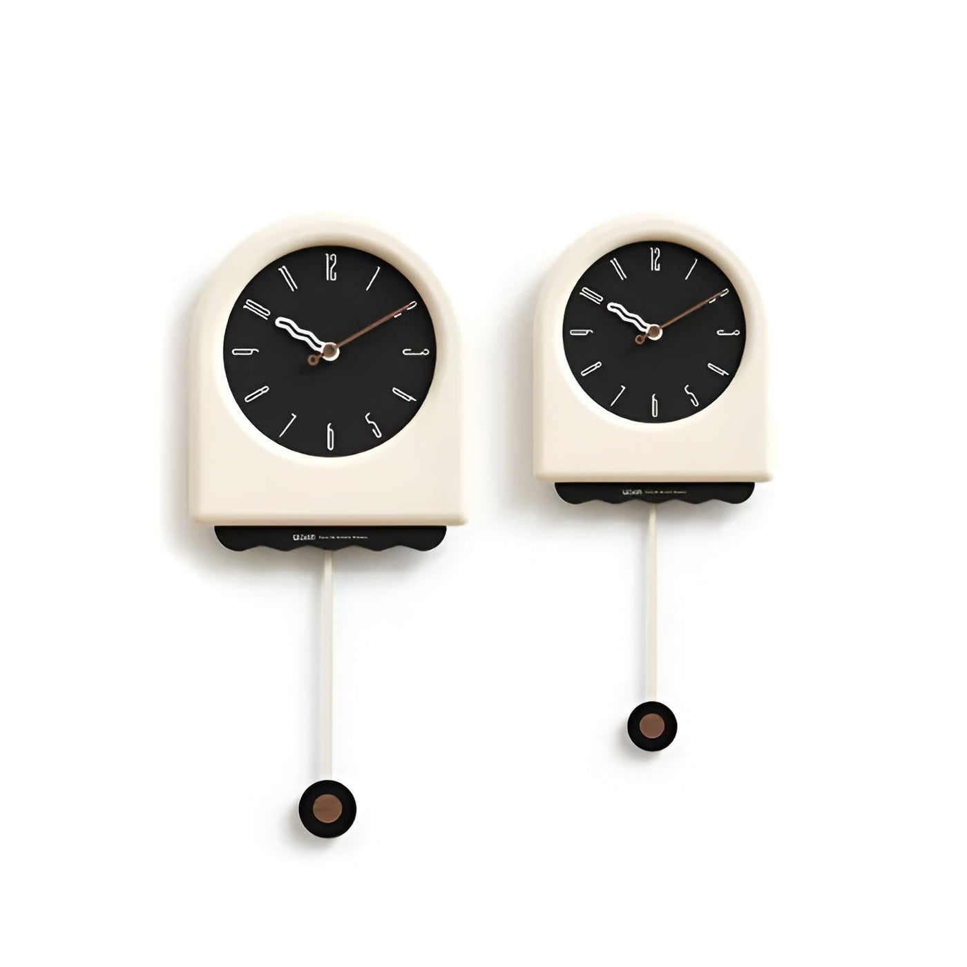 UrbanPendulum Clock - Moderner Schwingpendel-Wanduhr