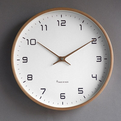 Moderne Holzwanduhr aus Massivholz in Braun und Creme – Große Wanduhren 25x25 cm und 30x30 cm für jedes Zuhause
