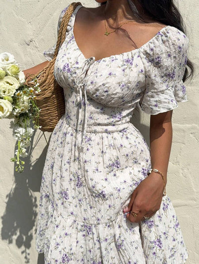 Nora – Blaues Blumenkleid Damen Kurzarm Sommer Urlaub Lässig