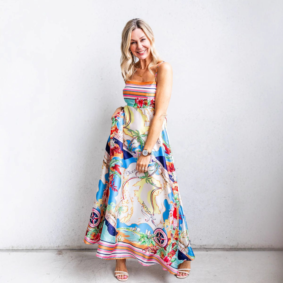 Stina - Lange Kleider mit hoher Taille und Trägern