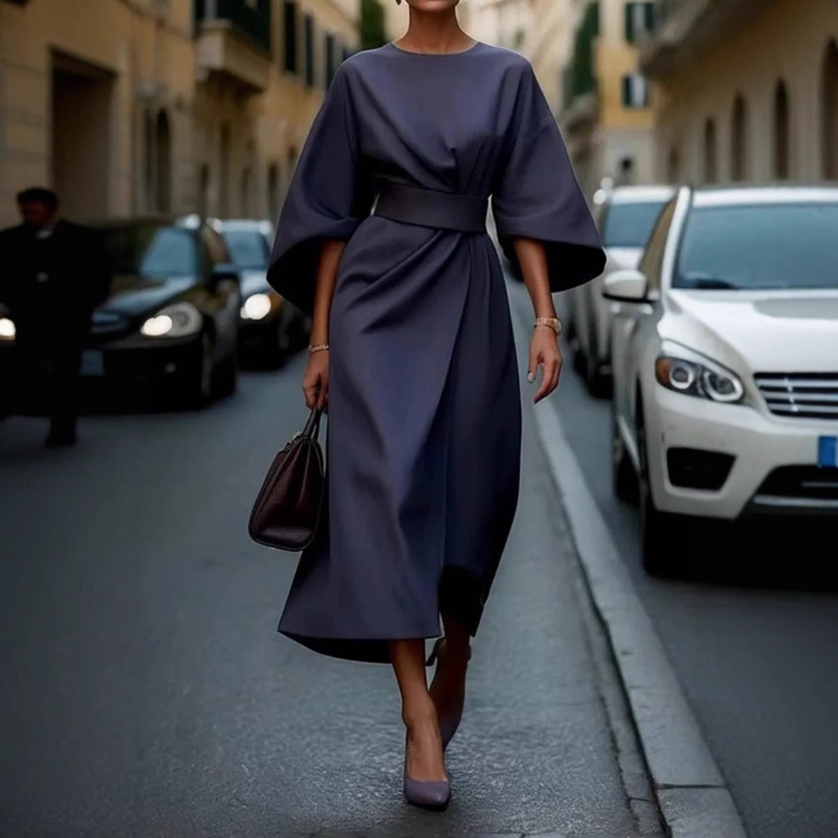 Elegantes Langes Abendkleid mit Fledermausärmeln - Tawni