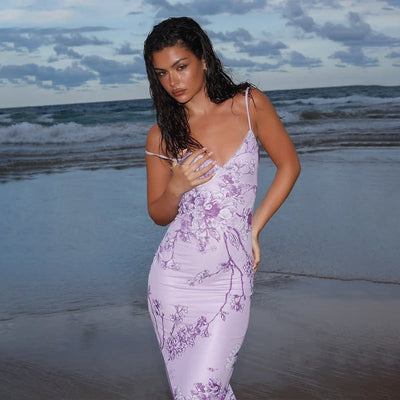 Aril - Kleid Slim Fit mit V-Ausschnitt und Blumenprint