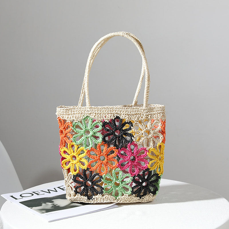 Schultertasche aus Stroh mit Blumenverzierung für Frauen