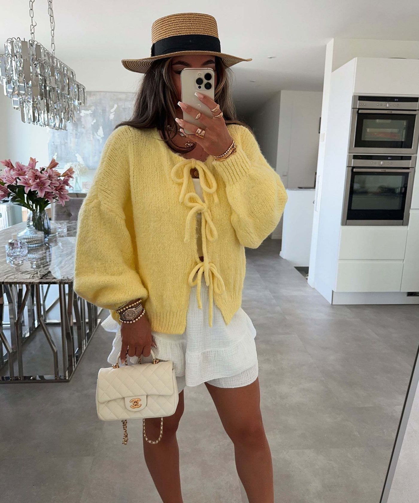 Einfarbiger Rundhals-Lace-Up-Cardigan