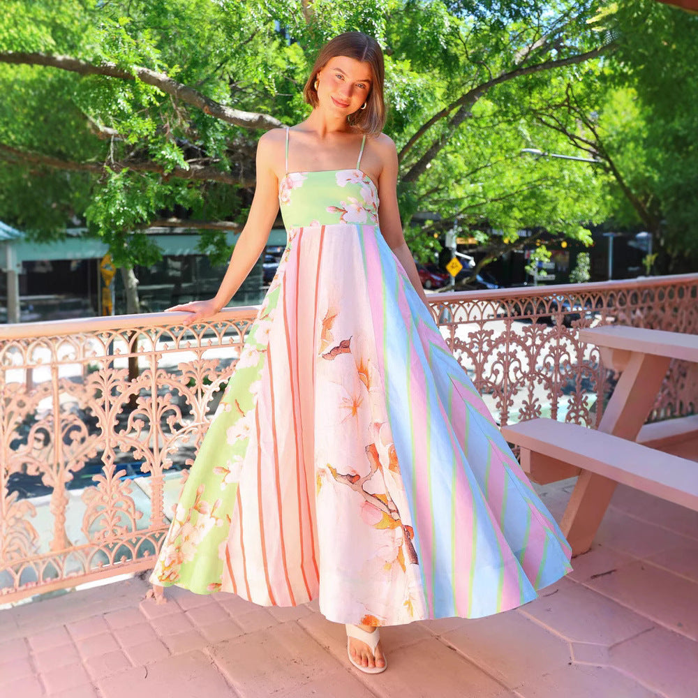 Veronika - Sommerkleid mit Graffiti-Druck und Riemen