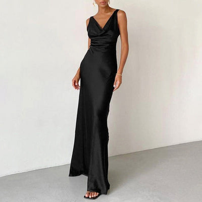 Bent - Elegantes langes Abendkleid in Slim Fit mit Ausschnitt