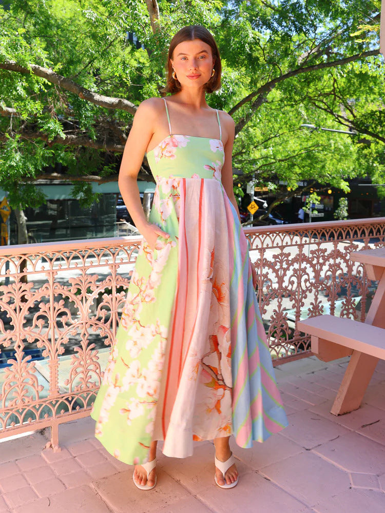 Veronika - Sommerkleid mit Graffiti-Druck und Riemen