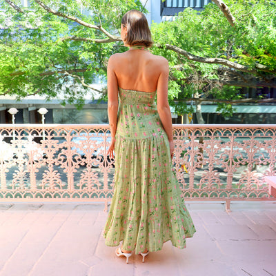 Ulla - Sommerkleid mit offenem Rücken