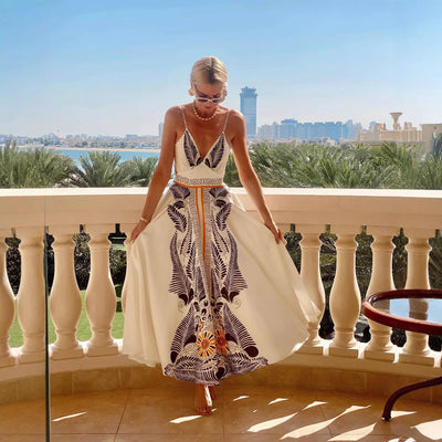 Silia - Langes Sommerkleid mit offenem Rücken und bedruckt