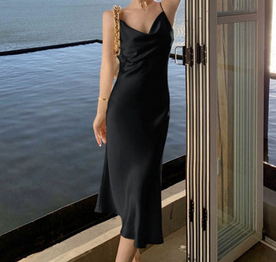 Avery - Midikleid aus Satin