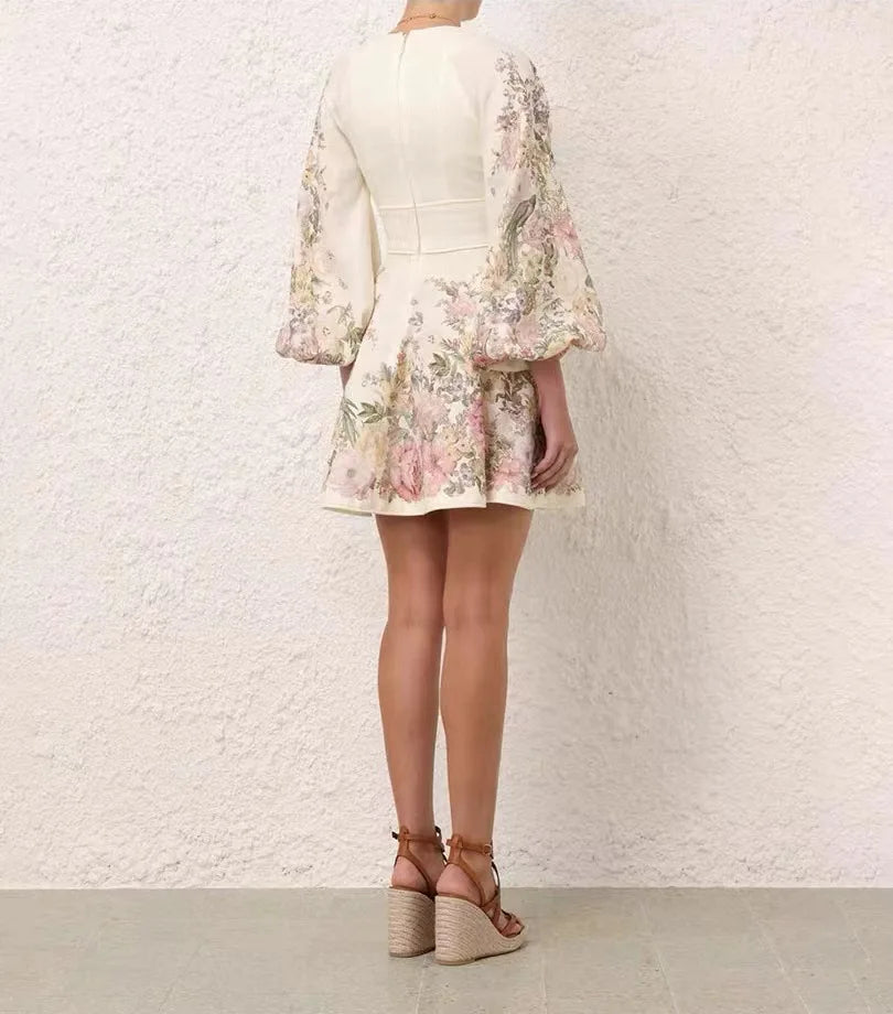 Mahalia - Kleid mit Blumenmuster und Krawattenfront