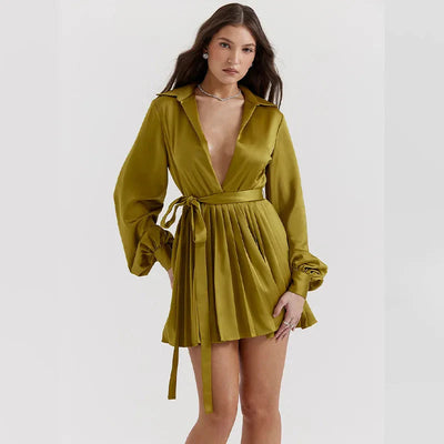 Minikleid mit tiefem V Ausschnitt, langen Ärmeln und Taillengürtel für Frauen