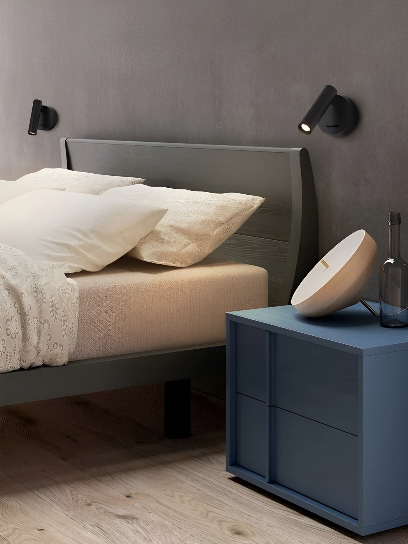 AetherArc Lampe - Verstellbare 360-Grad-Rotations-Wandlampe