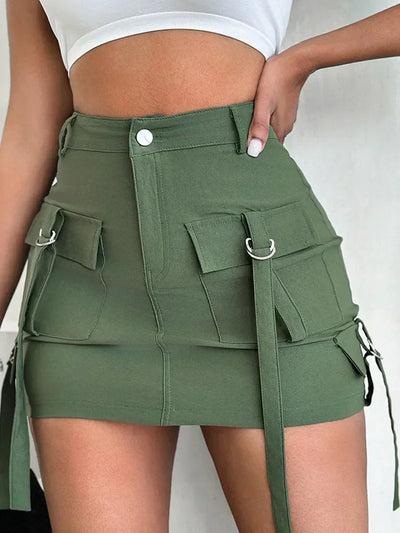 Lässiger Cargo-Rock aus strapazierfähigem Stoff, ideal für einen bequemen und trendigen urbanen Look