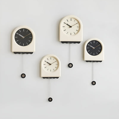 UrbanPendulum Clock - Moderner Schwingpendel-Wanduhr