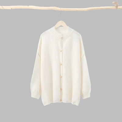 Brand & Belle | Strickjacke mit goldenen Knöpfen