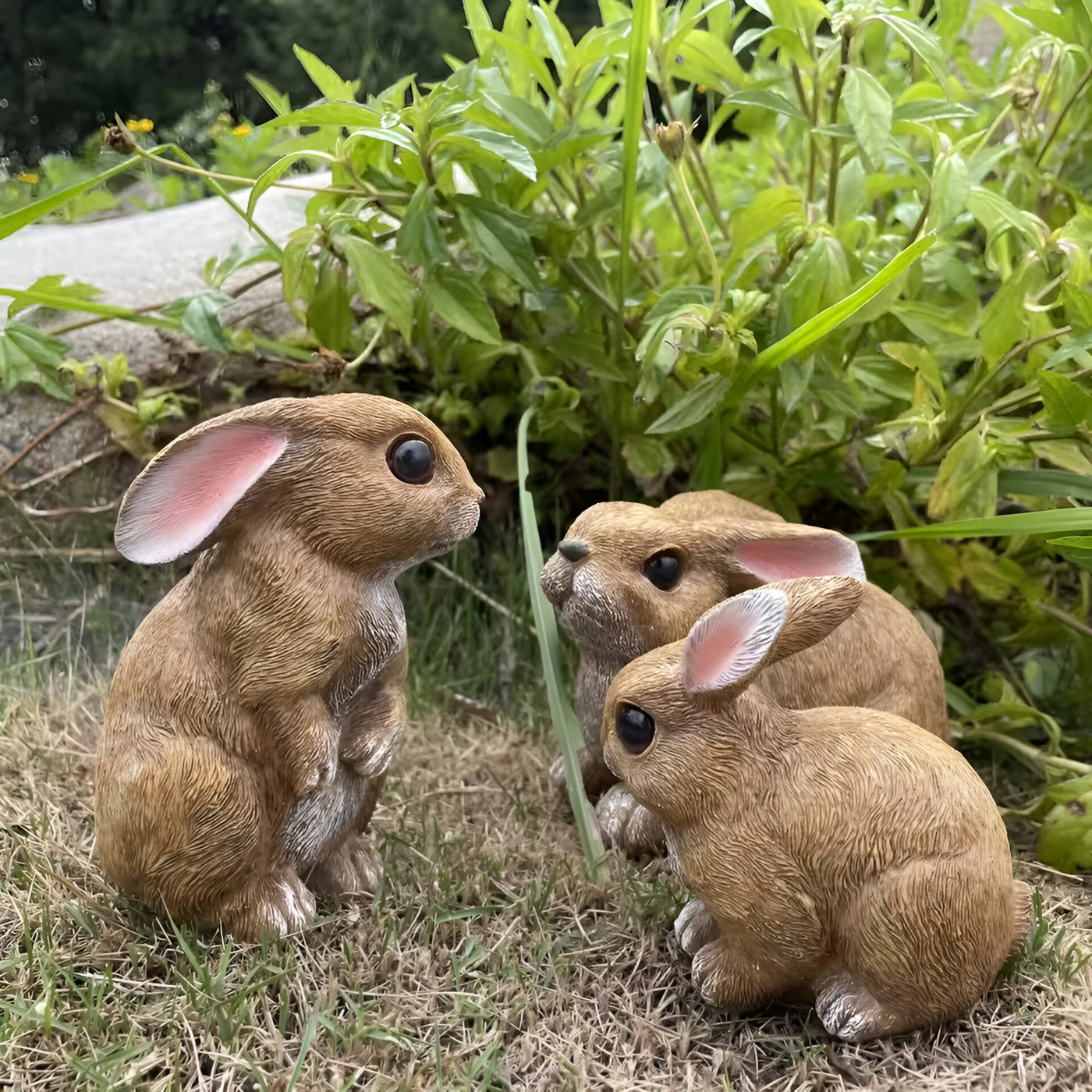 HoppyNest Statue - Dekoratives 3-teiliges Hasen-Gartenstatuen-Set