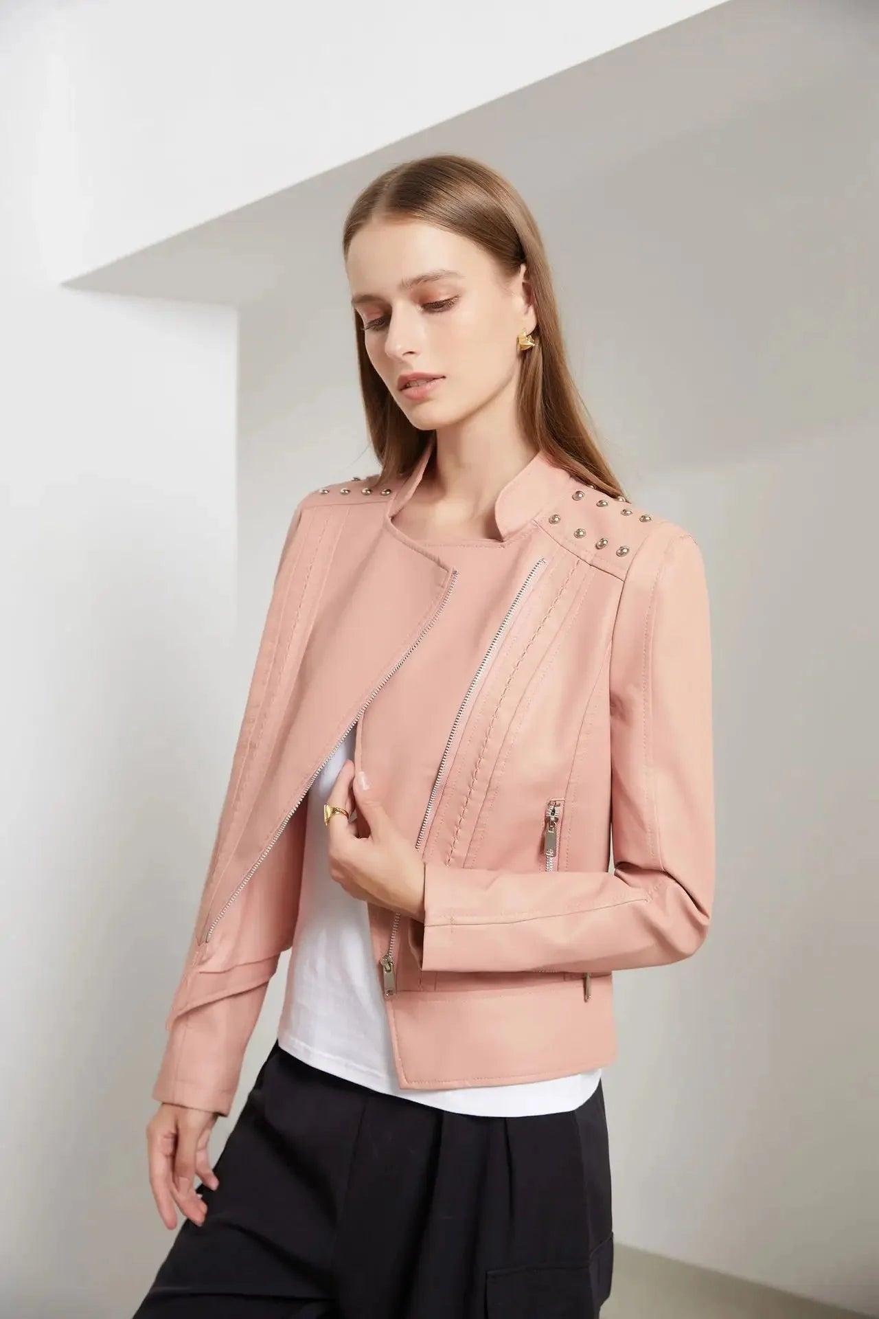 Elegante Kurzjacke mit feinen Details für Frauen