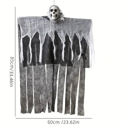 Gruseliger Totenkopf als Halloween-Hängedeko – Totenkopfkopf mit Stoff für gruselige Atmosphäre