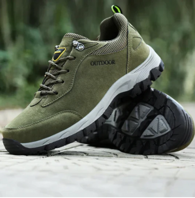 Robuste orthopädische Turnschuhe