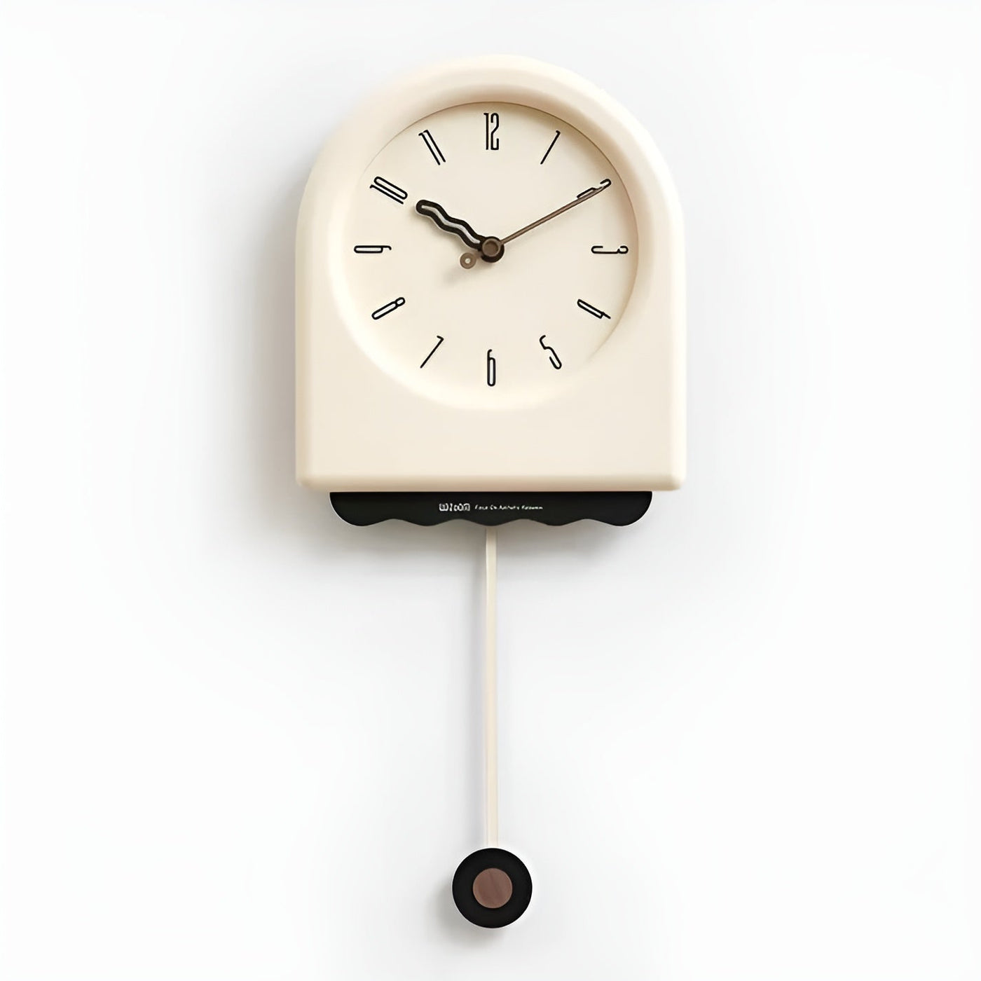 UrbanPendulum Clock - Moderner Schwingpendel-Wanduhr