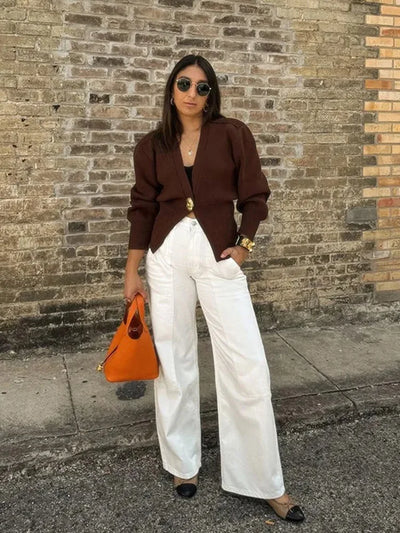 Brand & Belle | Eleganter Cardigan mit goldener Knopfverschluss