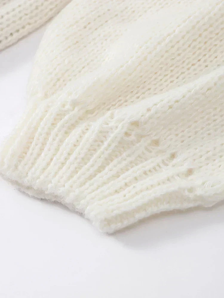 Brand & Belle | Strickjacke mit goldenen Knöpfen