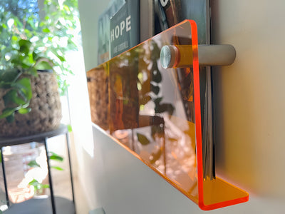 BrightShelf Rack – Modernes Acryl-Wandregal