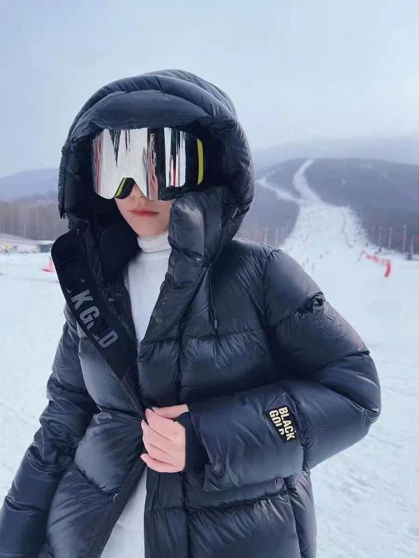 Lange Damen Winterjacke mit Reißverschluss