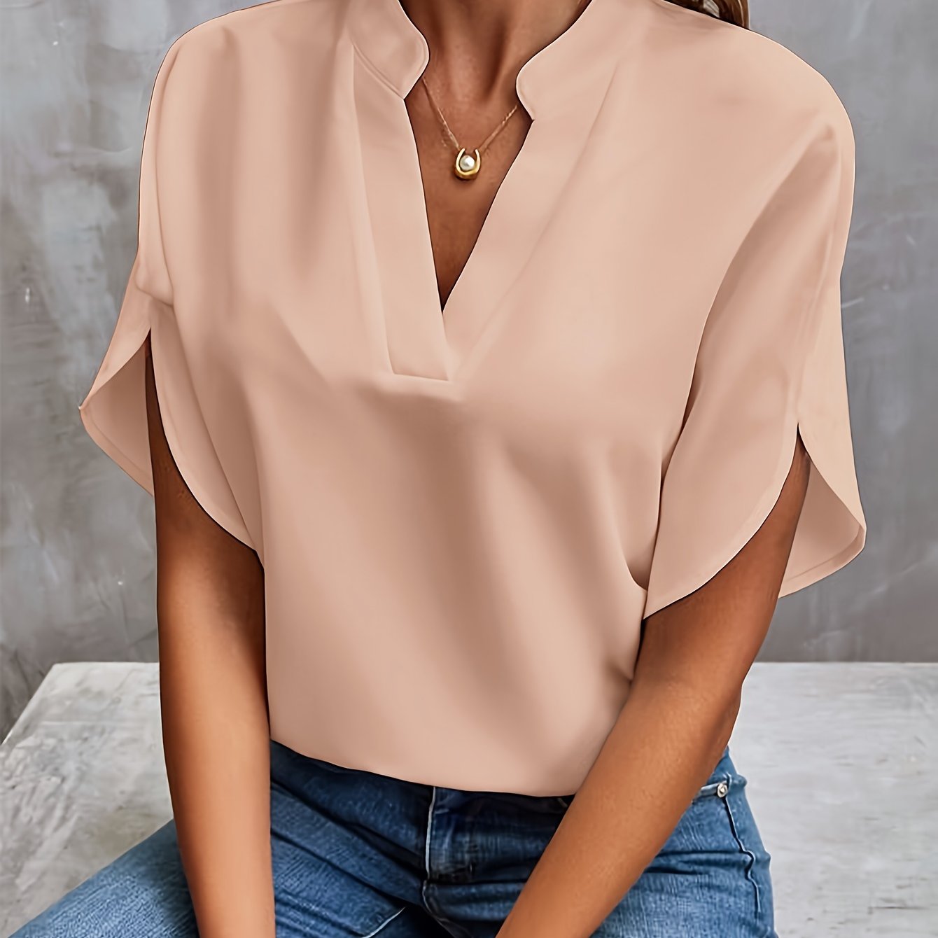 V-Ausschnitt-Bluse mit Schlitz für Damen