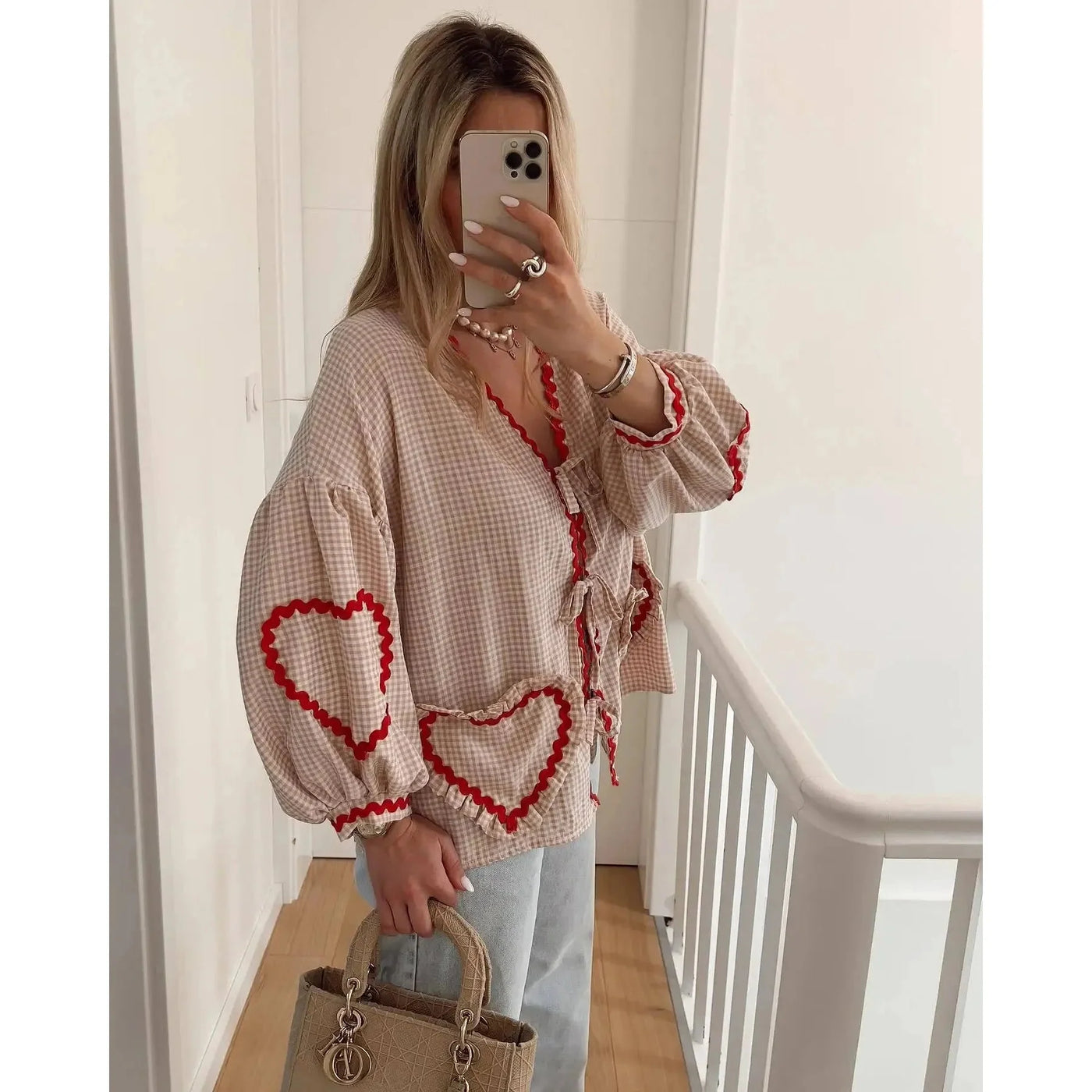 Top mit Herz Taschen und verspieltem Charme für Frauen