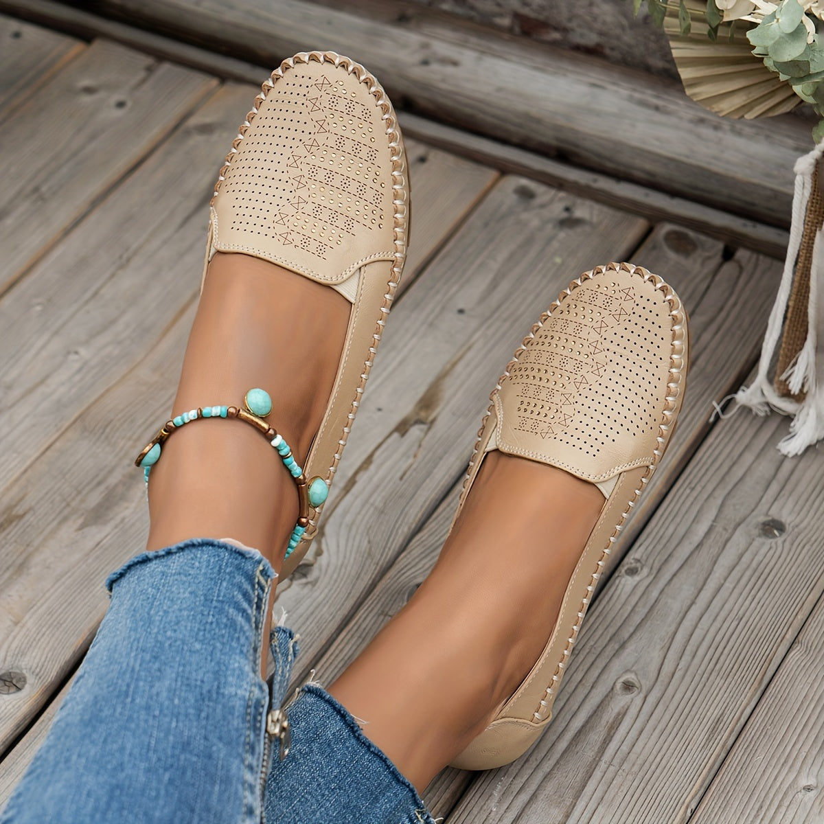Vintellea™ – Elegante Damen Loafer mit Retro Perforation