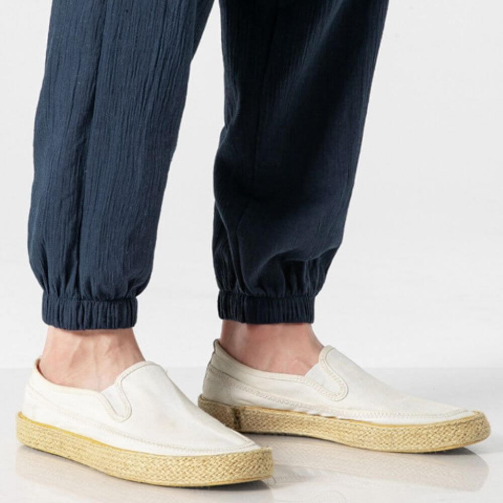 Leichte Hose mit Taschen für Männer